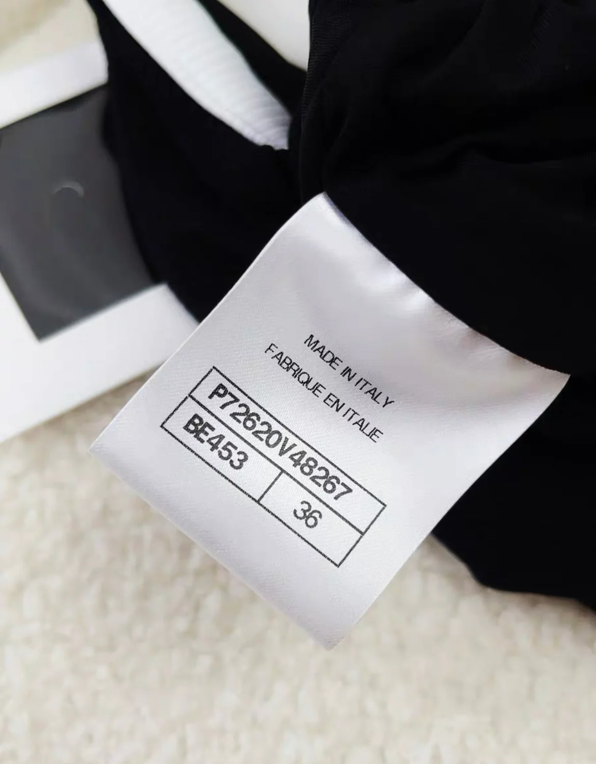 Chanel 22S Black & White Swimsuit size 36 - Image 7