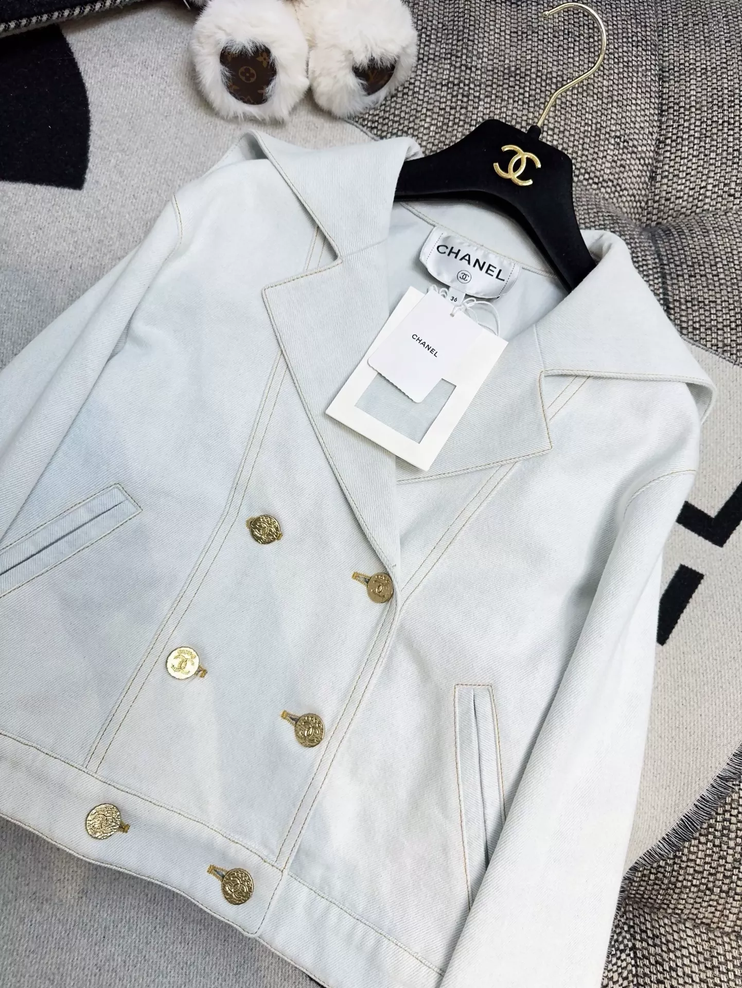 Chanel 24M coco beach denim jacket - Image 2