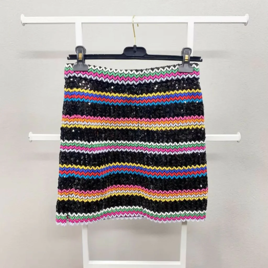 Chanel 22s colorful sequined skirt - Image 2