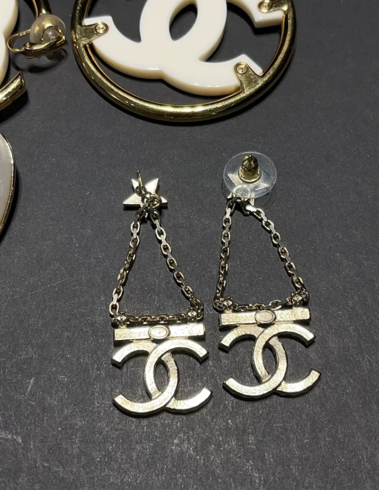 Chanel 22S Double CC Rhinestone Star Earrings - Image 3