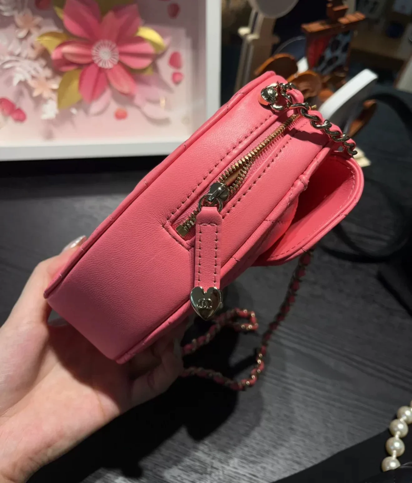 Chanel 22S Pink Heart Bag Large - Image 3