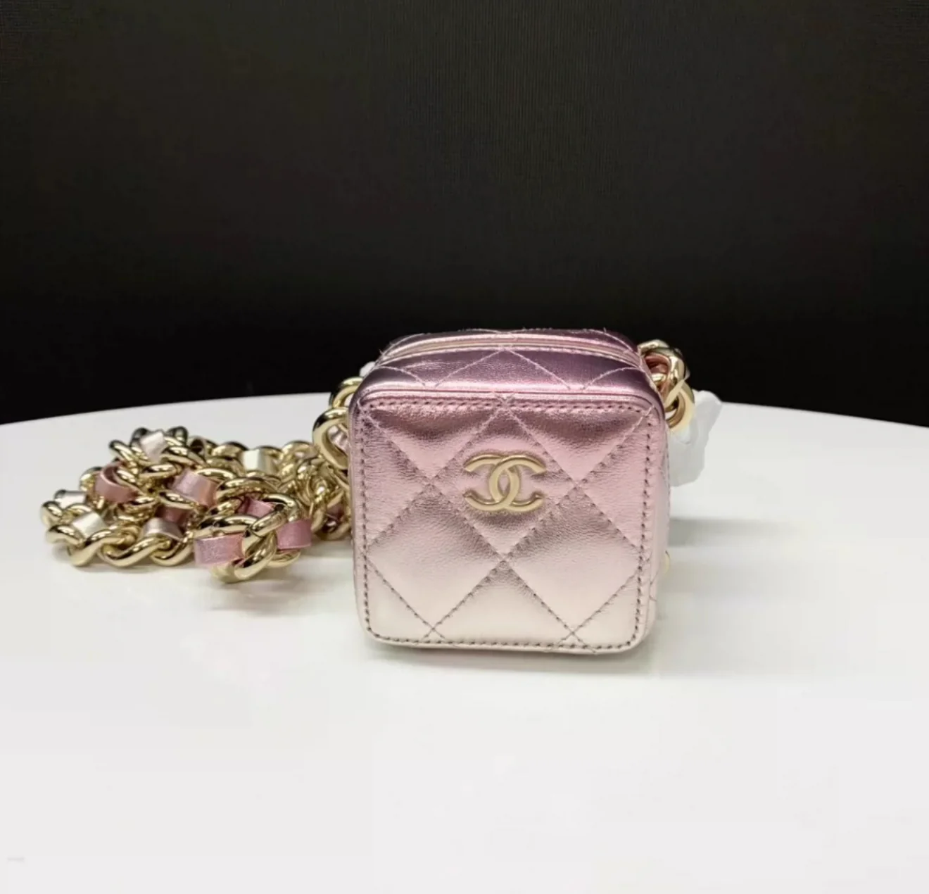 Chanel 22s pink square mini bag - Image 3