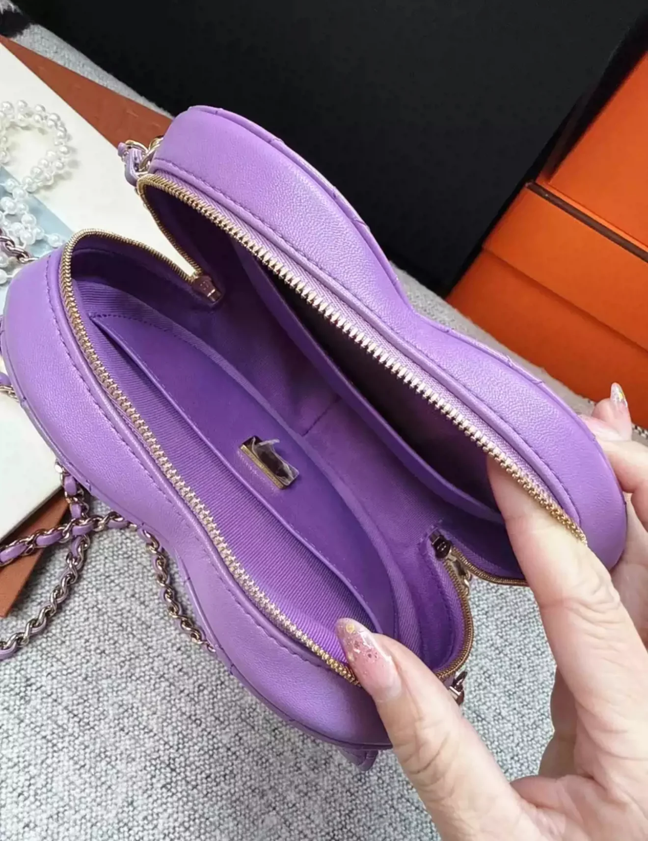 Chanel 22S Purple Heart Bag large - Image 5