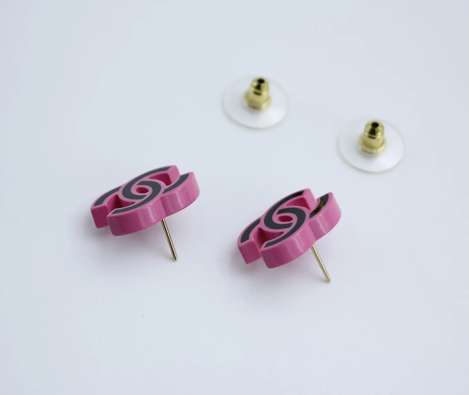 Chanel 22S Resin Purple Pink Black Simple Cc Earrings - Image 6