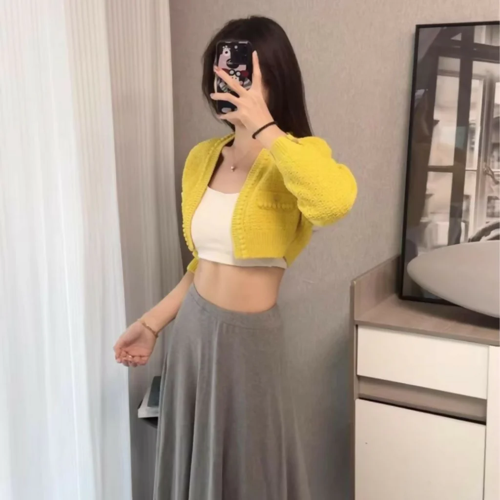 Chanel 22S Yellow Short Knitted Cardigan - Image 3