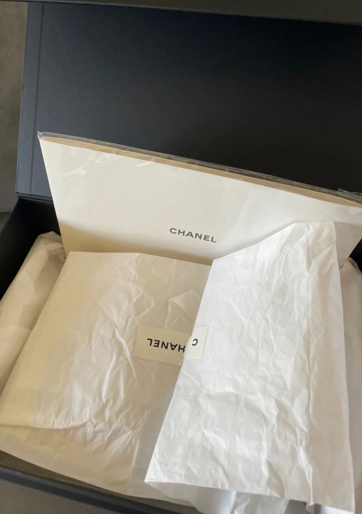 Chanel 22S white large heart bag - Image 3