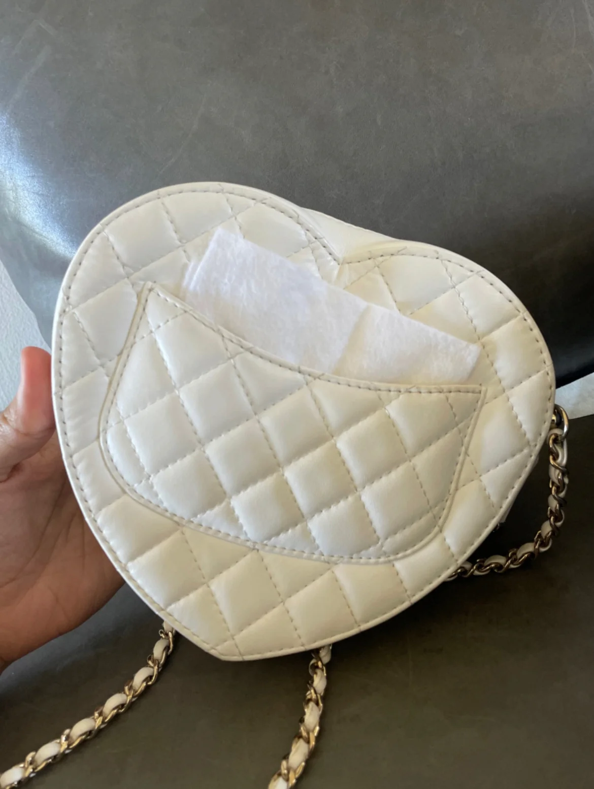 Chanel 22S white large heart bag - Image 5