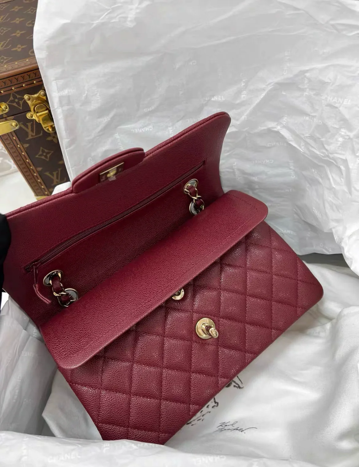 Chanel 23 Red Wine Burgundy Caviar Leather Medium Classic Flap - Image 5