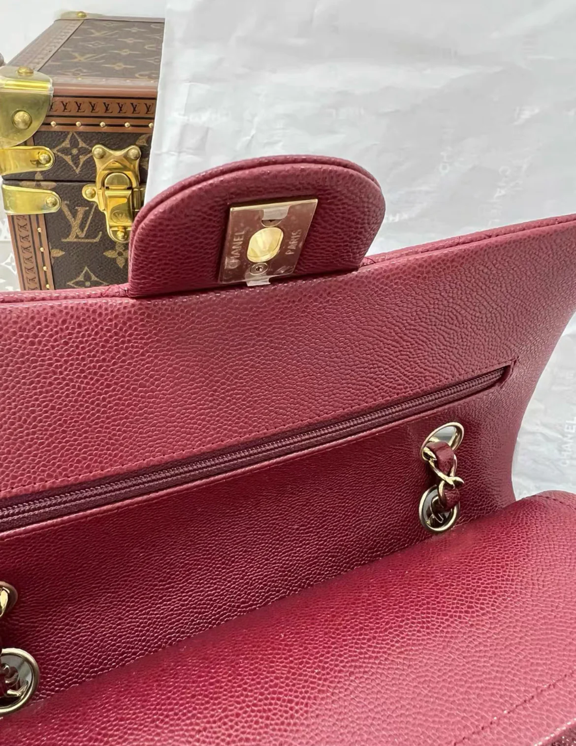 Chanel 23 Red Wine Burgundy Caviar Leather Medium Classic Flap - Image 6