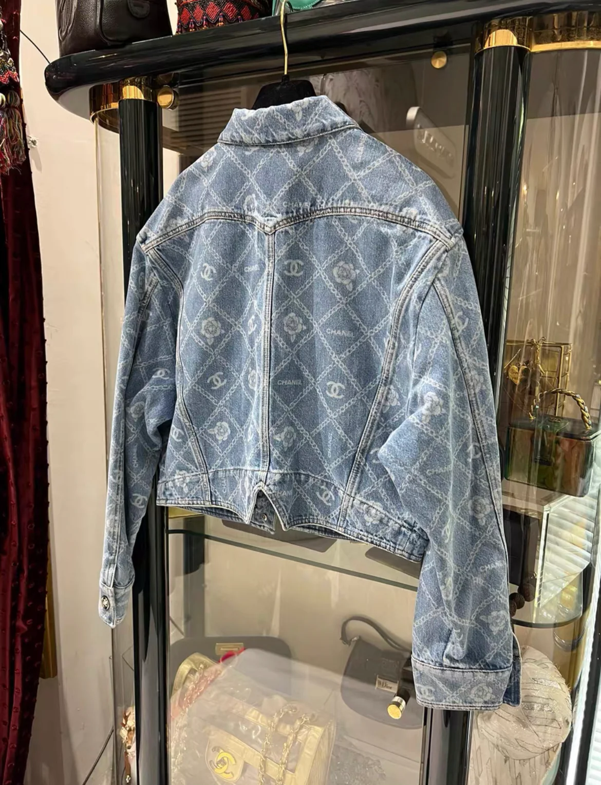 CHANEL 23A BLUE JEANS DENIM JACKET CC LOGO CAMELLIA FLOWER PRINT SIZE 38 - Image 5