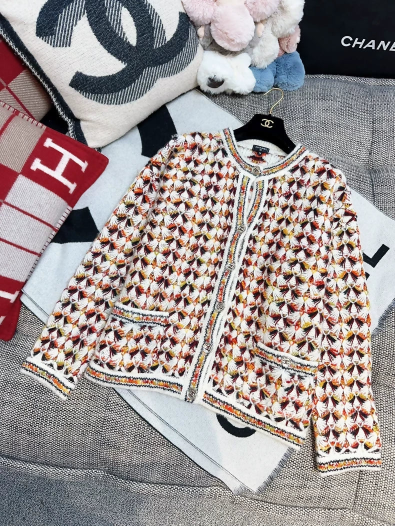 Chanel 23A brown, orange and white knitted cardigan - Image 2