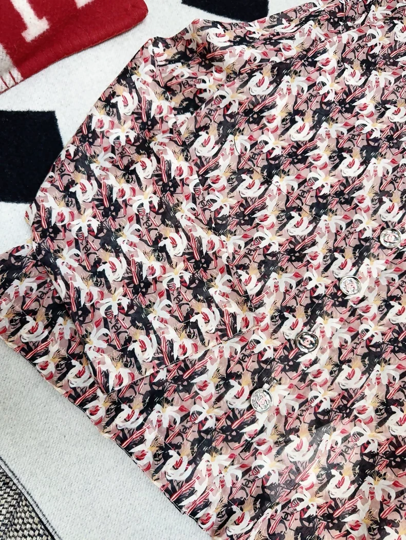 Chanel 23A Pink Flower Printed Silk Shirt - Image 2