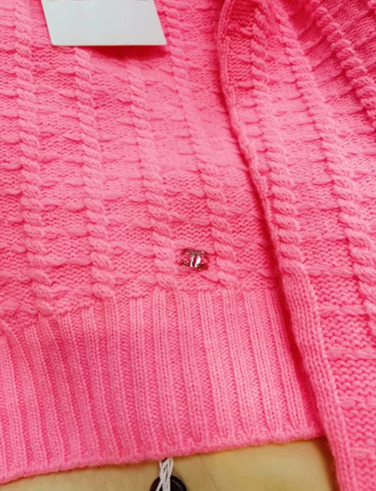 Chanel 23A pink pullover - Image 4