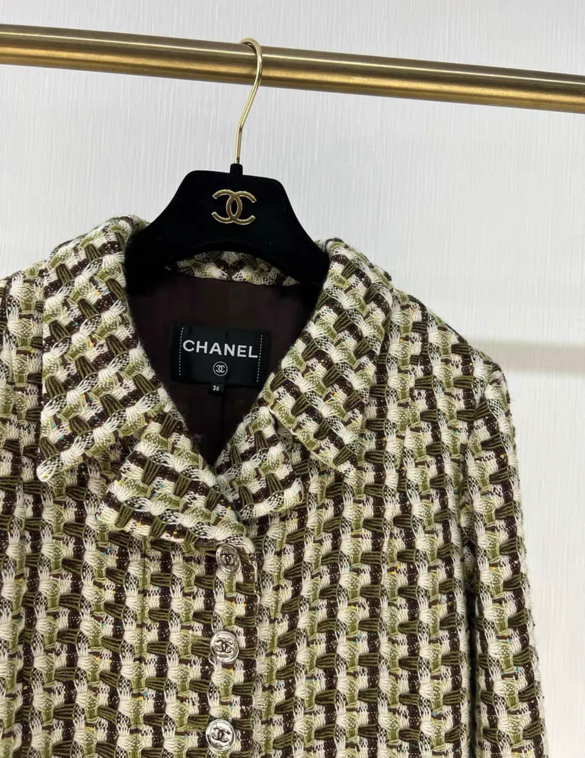 Chanel 23A wool tweed jacked size 36 - Image 2
