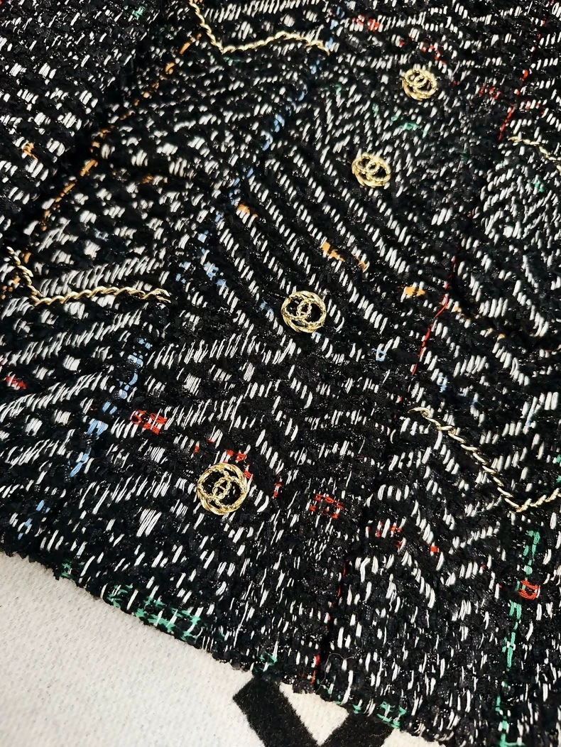 Chanel 23b black tweed jacket - Image 4