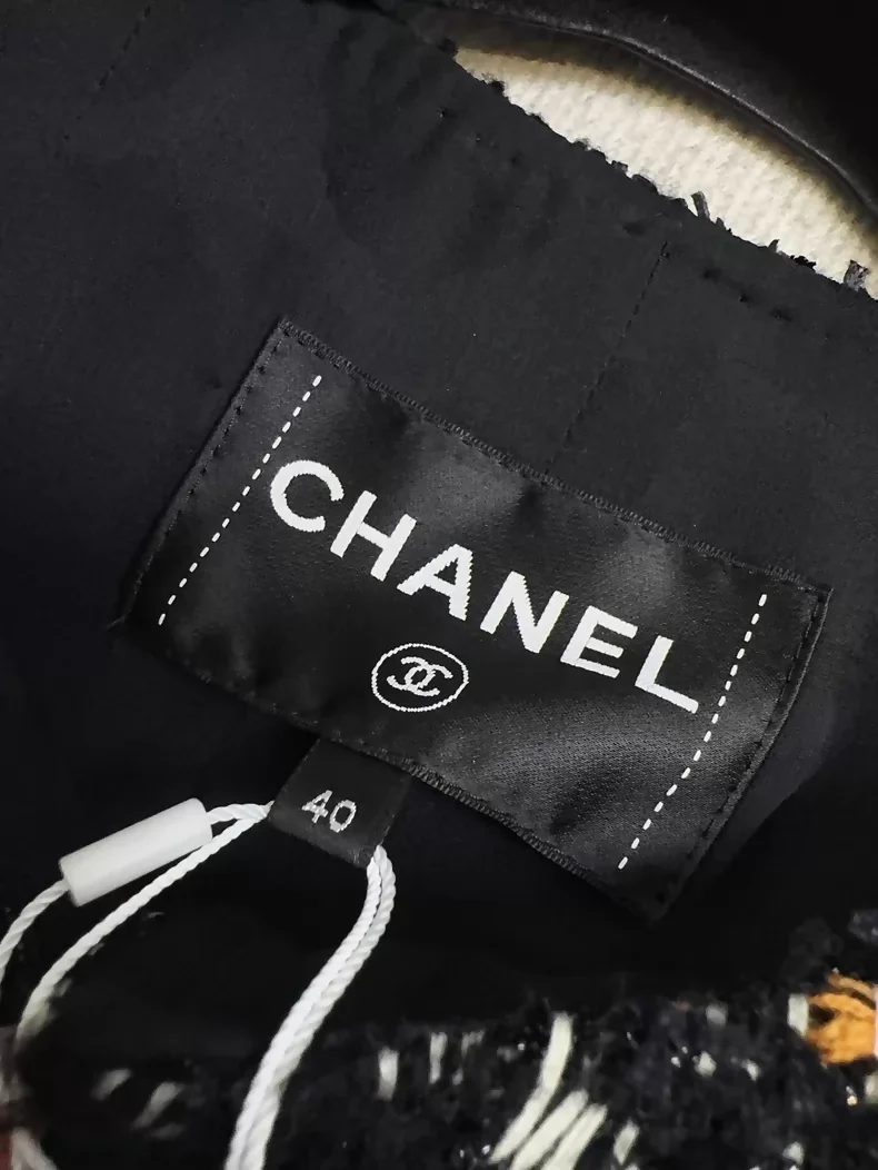 Chanel 23b black tweed jacket w - Image 6