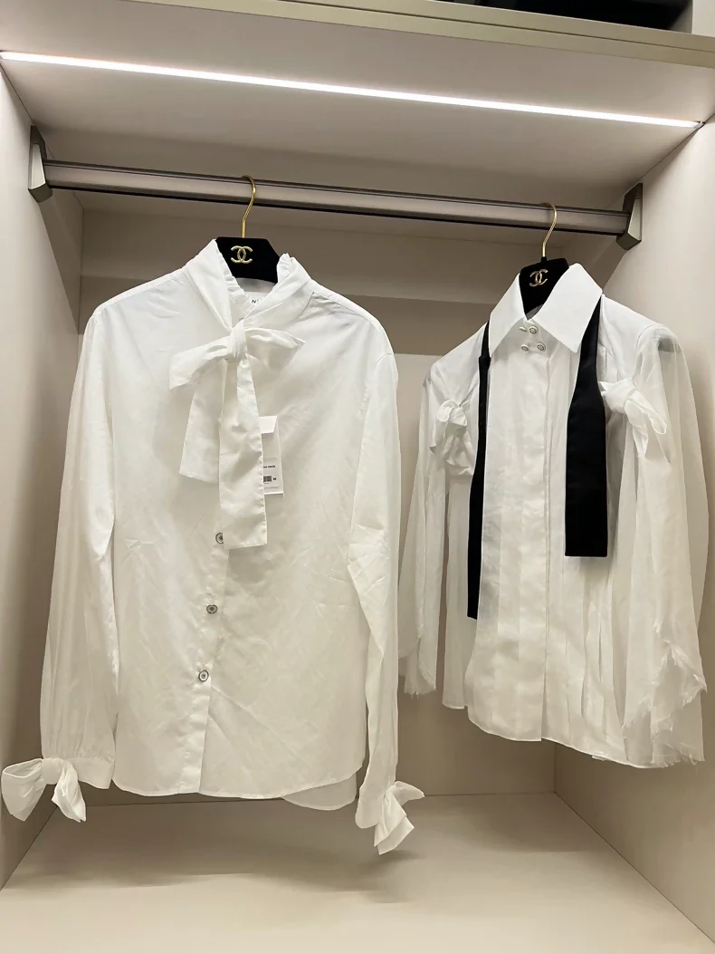 Chanel 23B bow shirt