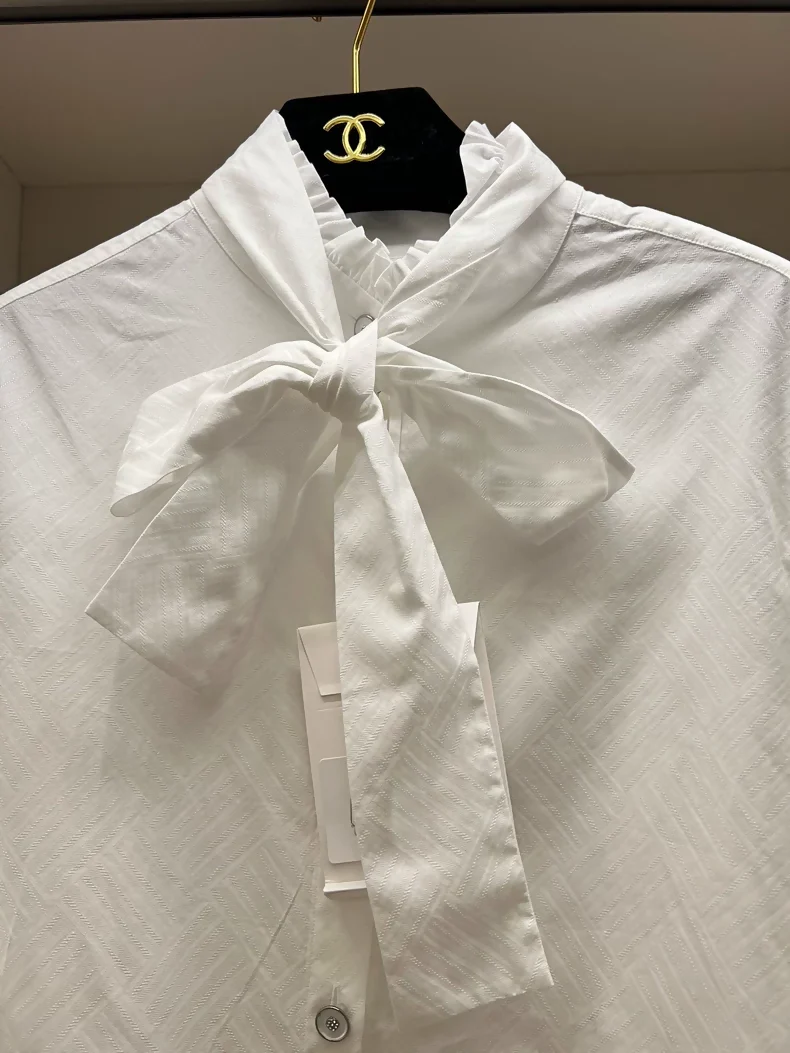 Chanel 23B bow shirt - Image 2
