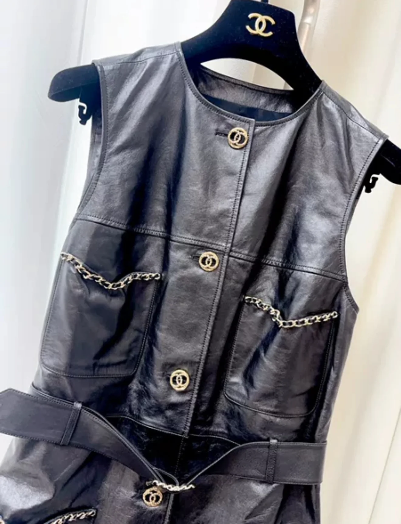 Chanel 23B Long Four-Pocket Leather Chain Jacket with Belt - Image 2