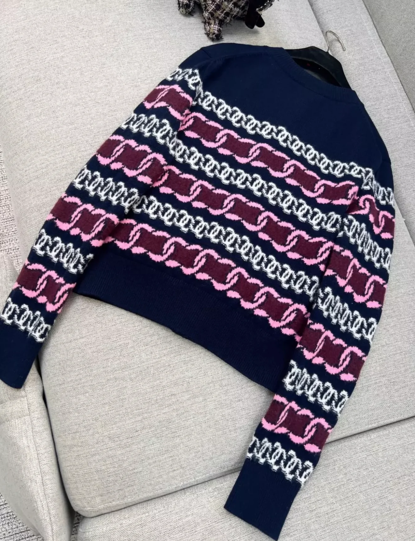 Chanel 23B navy blue, Burgundy, pink & white cardigan - Image 4