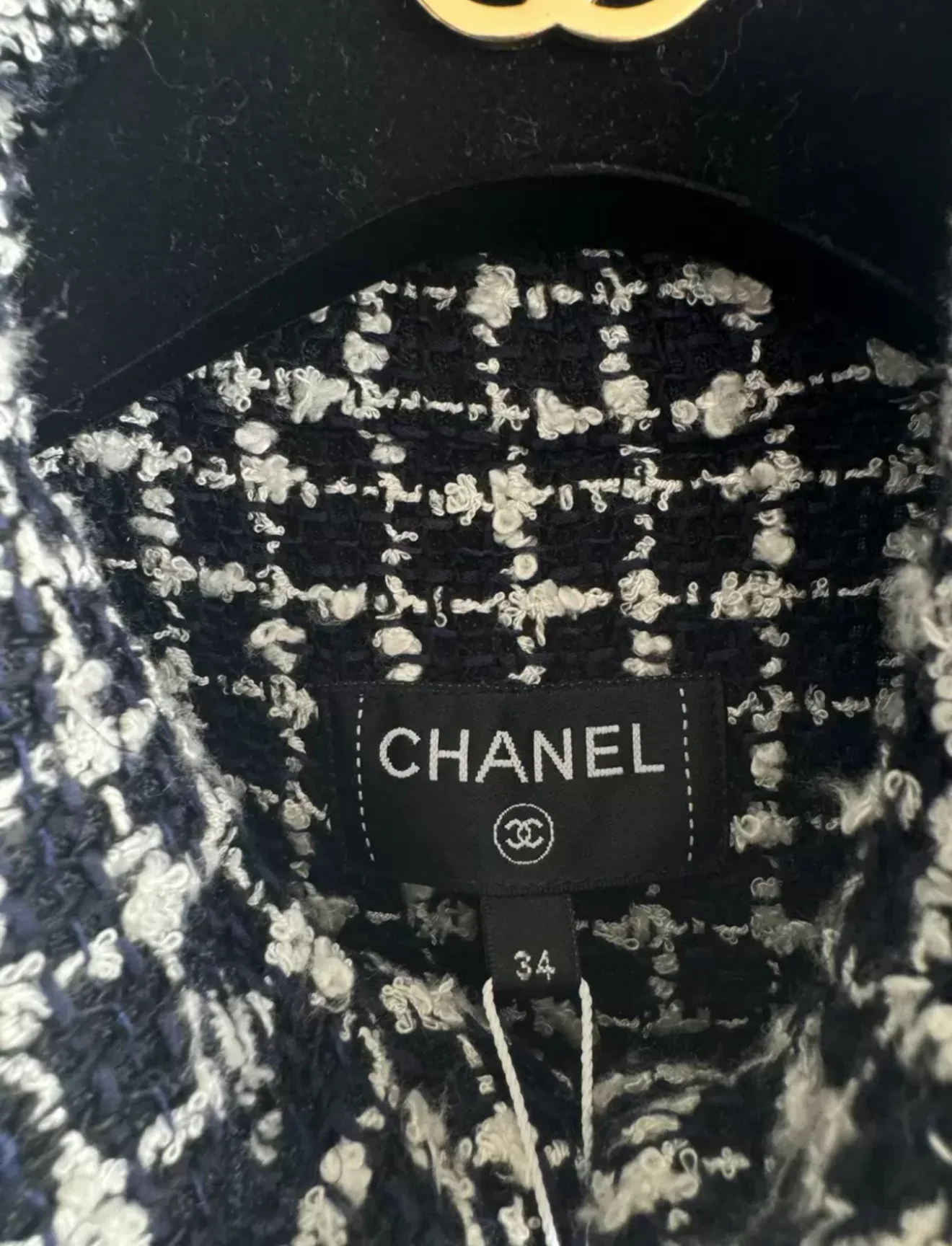 Chanel 23C Black Glittered Tweed Jumpsuit - Image 2