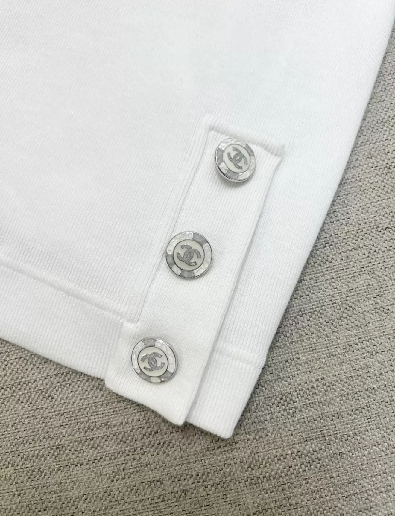 Chanel 23C F1 white dress - Image 3