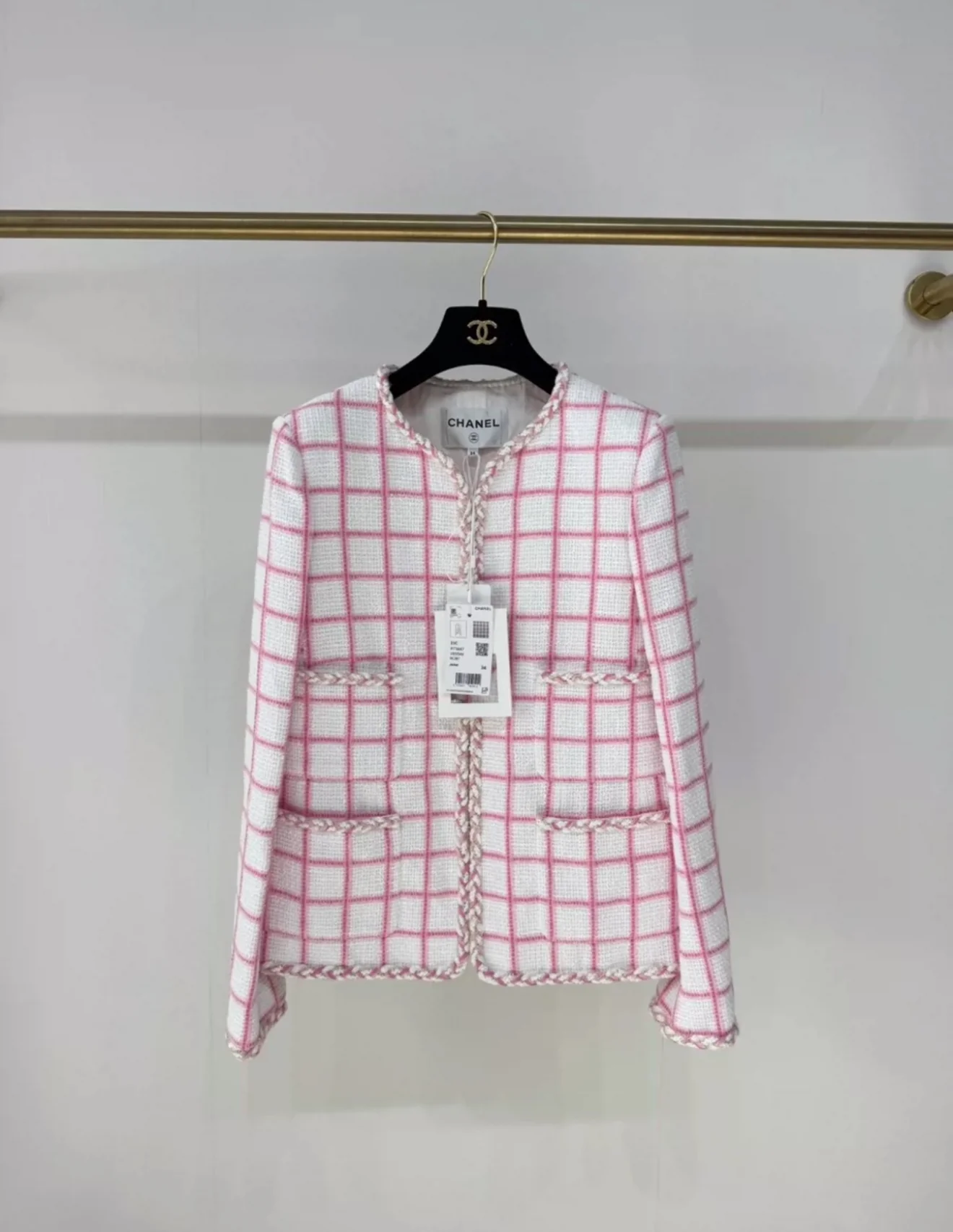 Chanel 23C pink and white jacket