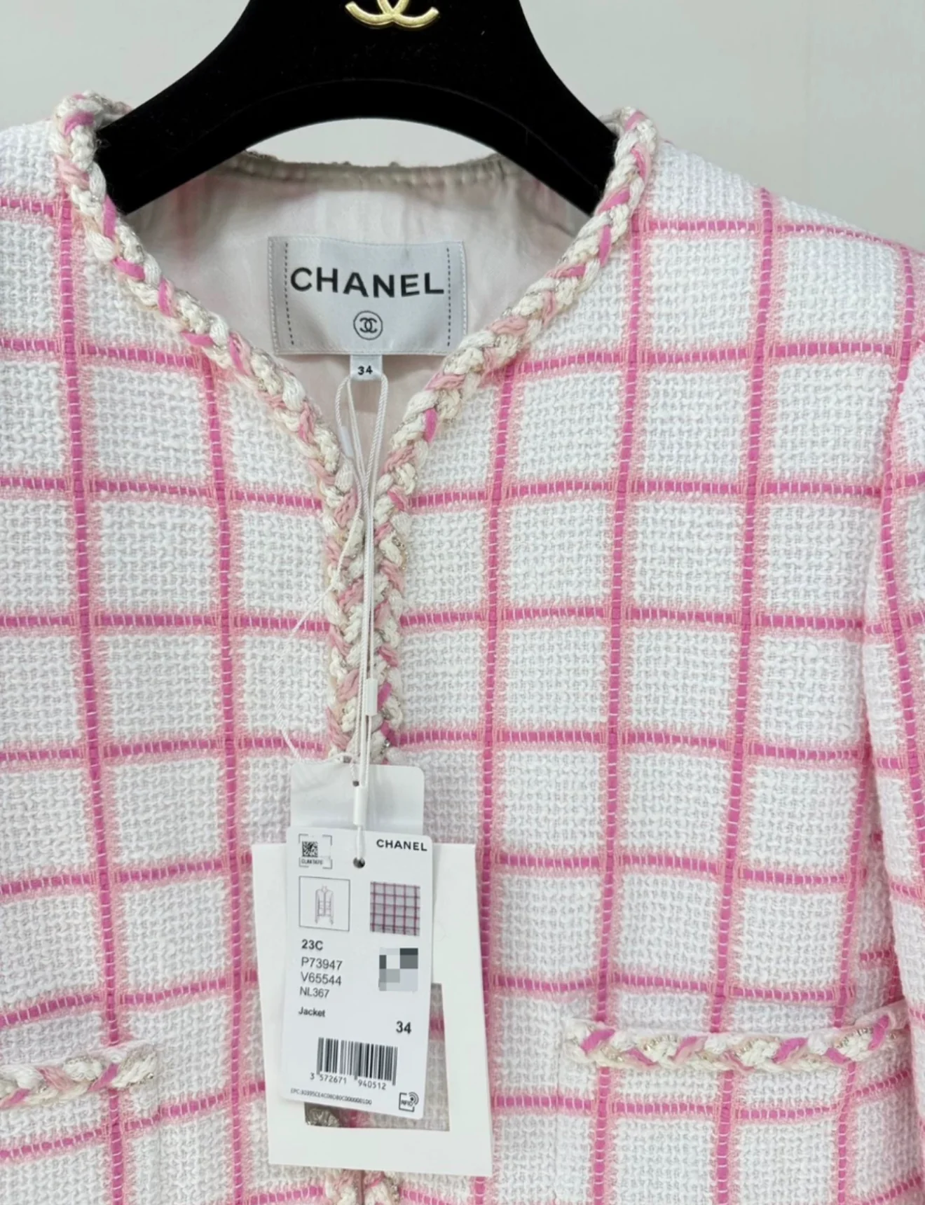 Chanel 23C pink and white jacket - Image 2