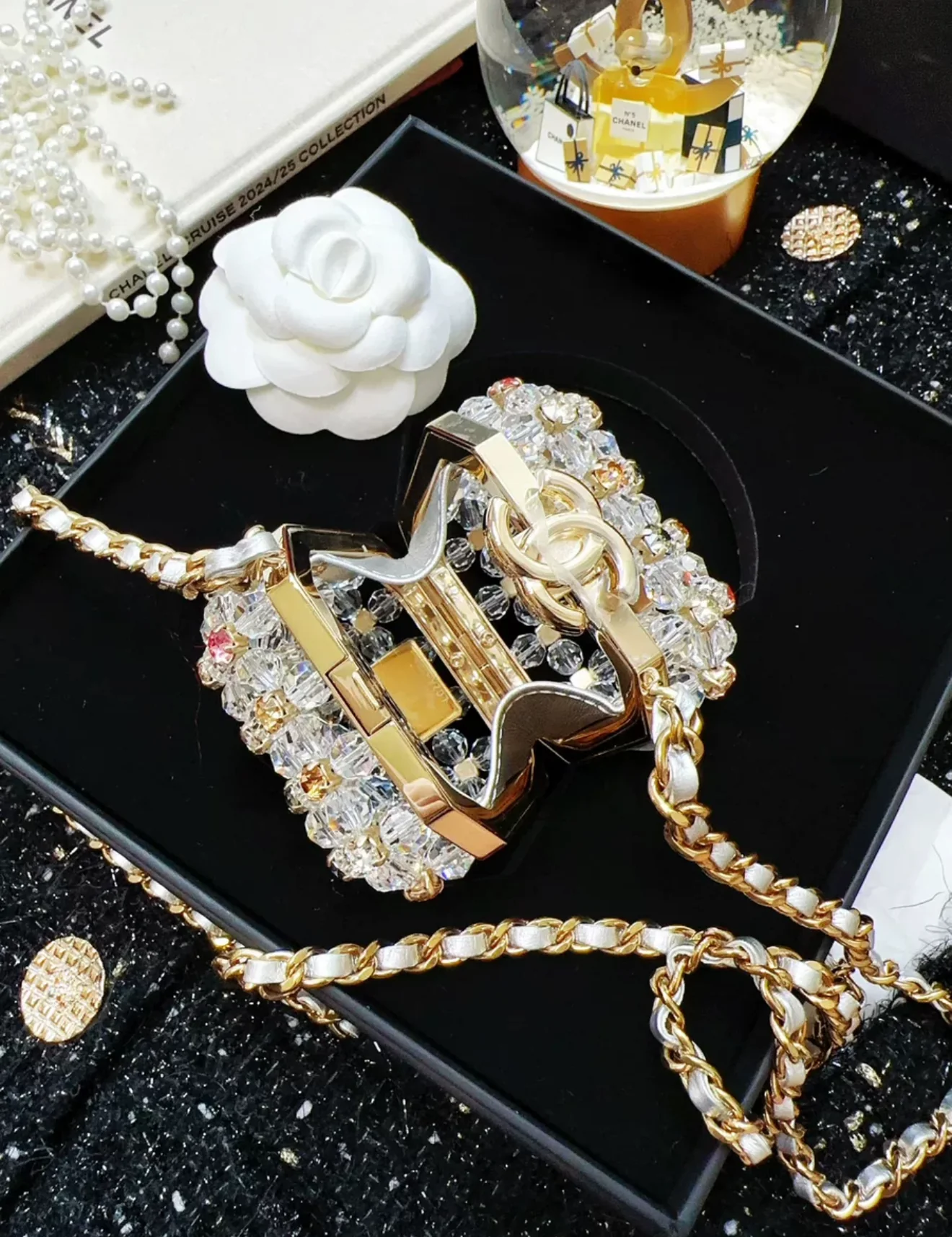 chanel 23C Rainbow Strass, Clear Crystal Embellished Micro Mini CC Evening Bag Gold Hardware - Image 8