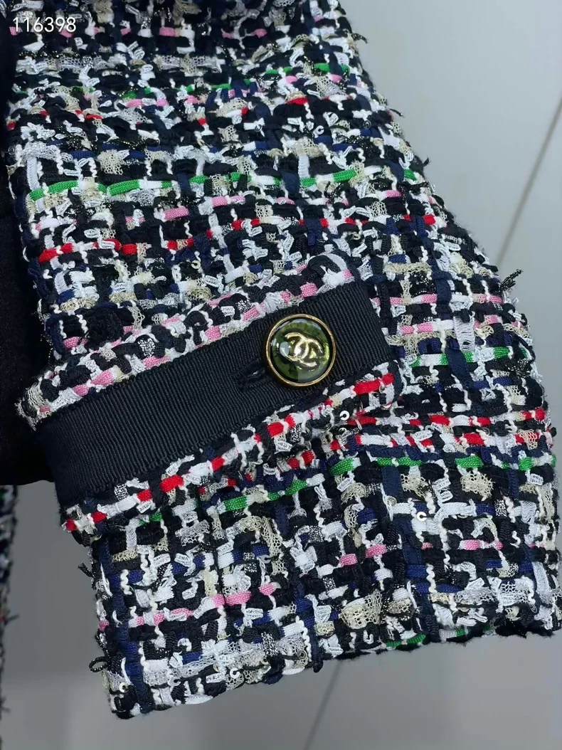 CHANEL 23C multicolor tweed jacket - Image 3