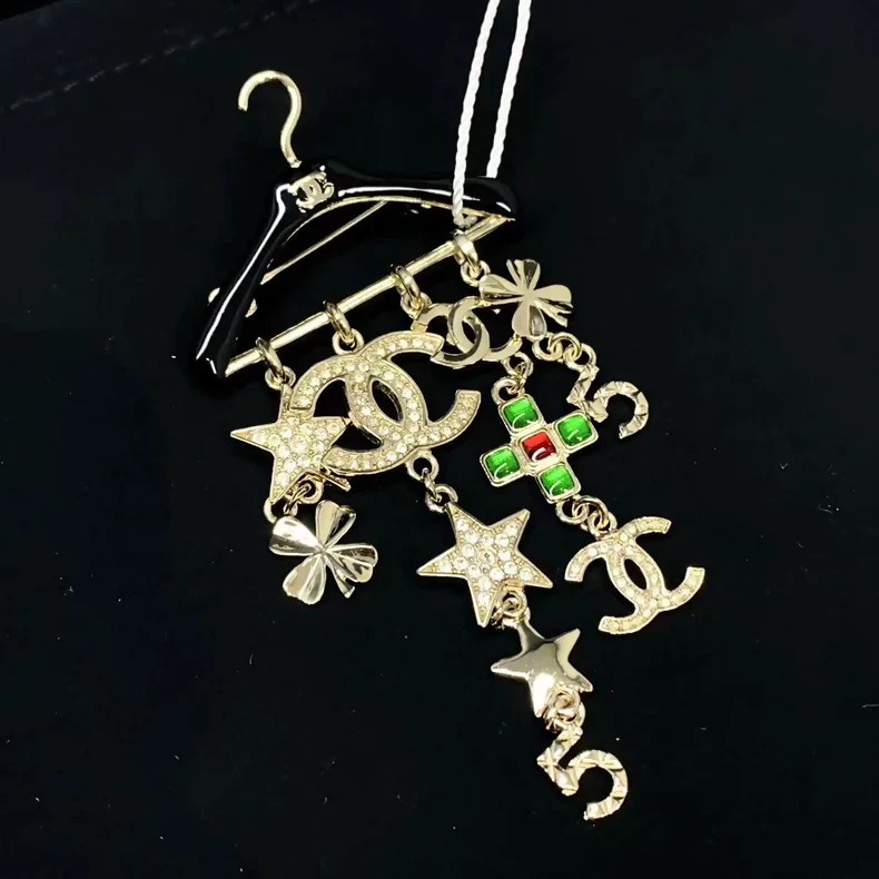 Chanel 23c rhinestone and glass pendant brooch - Image 2