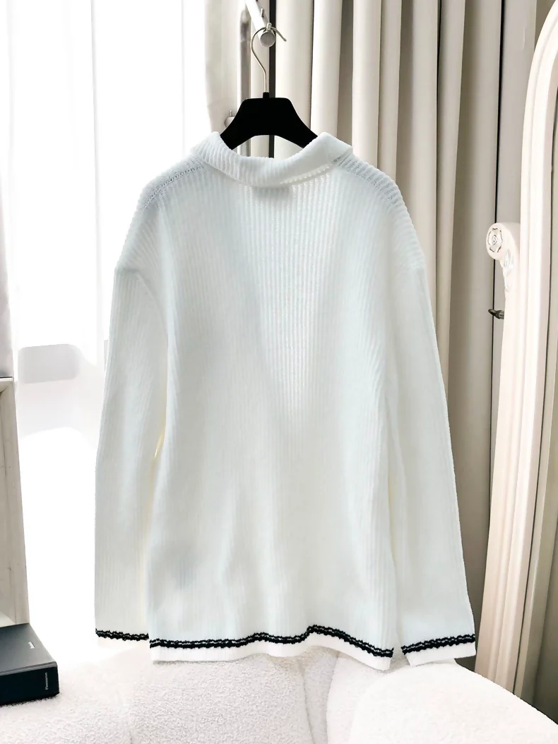 Chanel 23c White Terry knit cardigan number 5 - Image 6