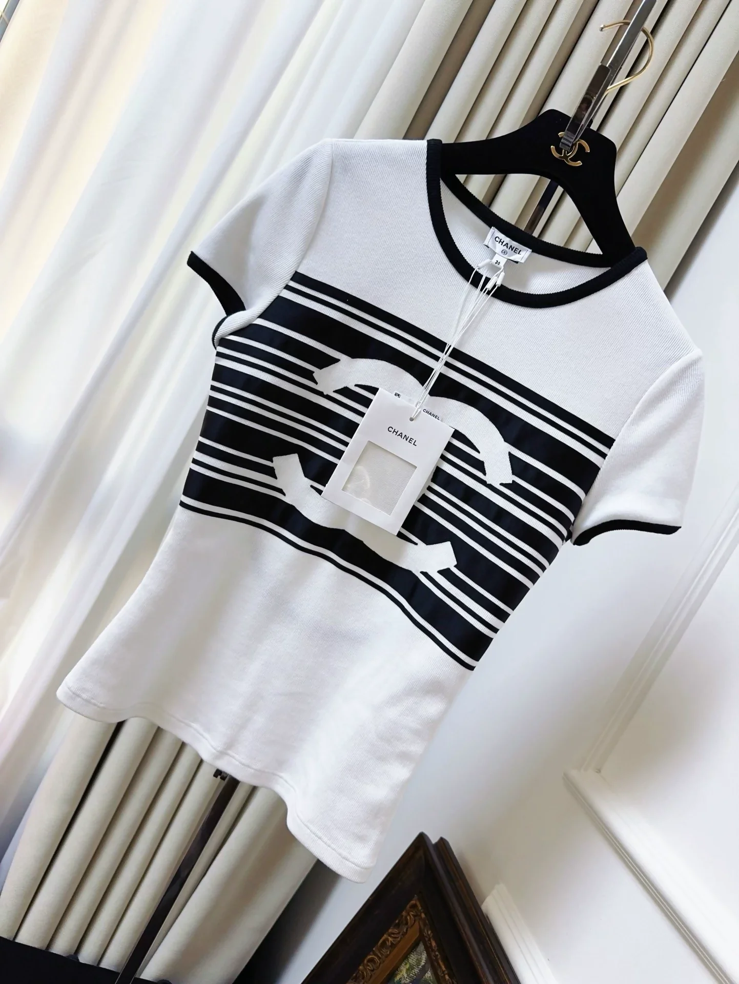 Chanel 23C white with black backless T-shirt