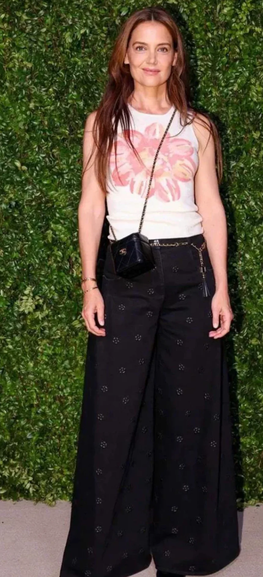 Chanel 23K black camellia wide-leg denim pants - Image 5