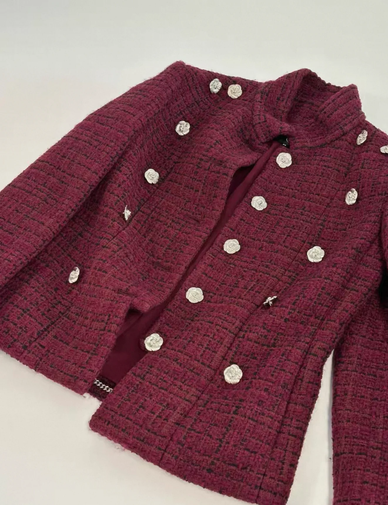 Chanel 23k Burgundy tweed Cardigan 38FR - Image 3