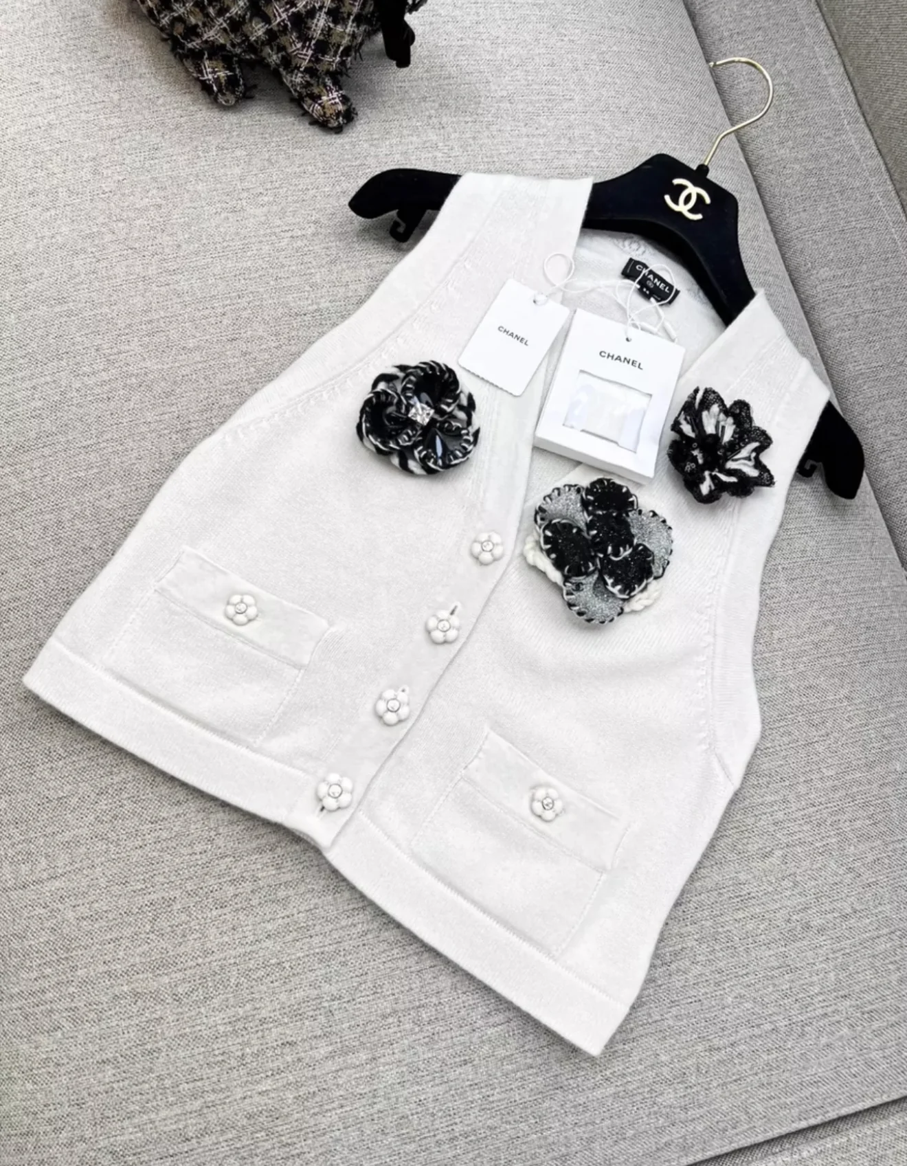 Chanel 23k white camellia cashmere vest