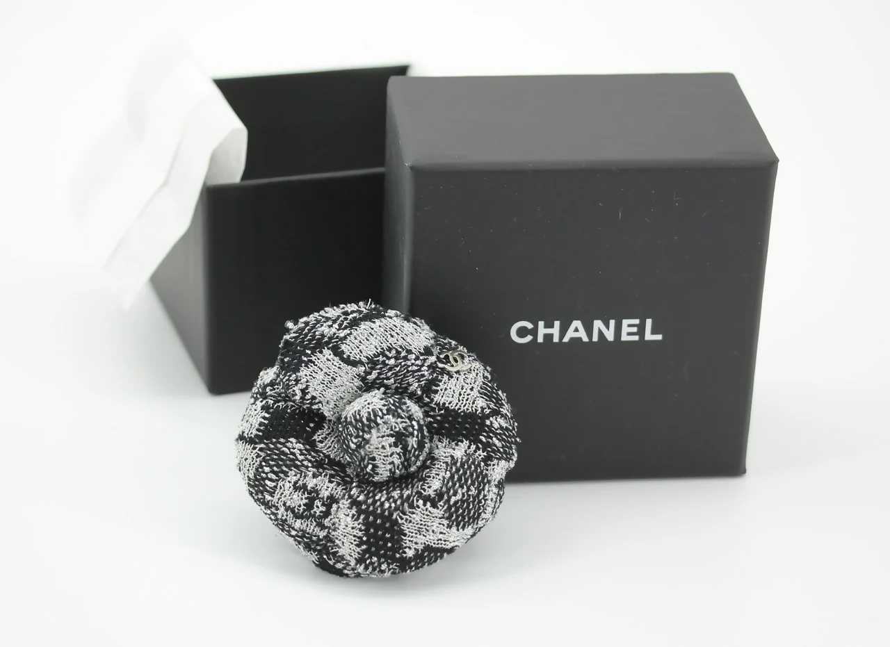 Chanel 23K Wool-Blend Fall/Winter Gray and Black Camellia Brooch
