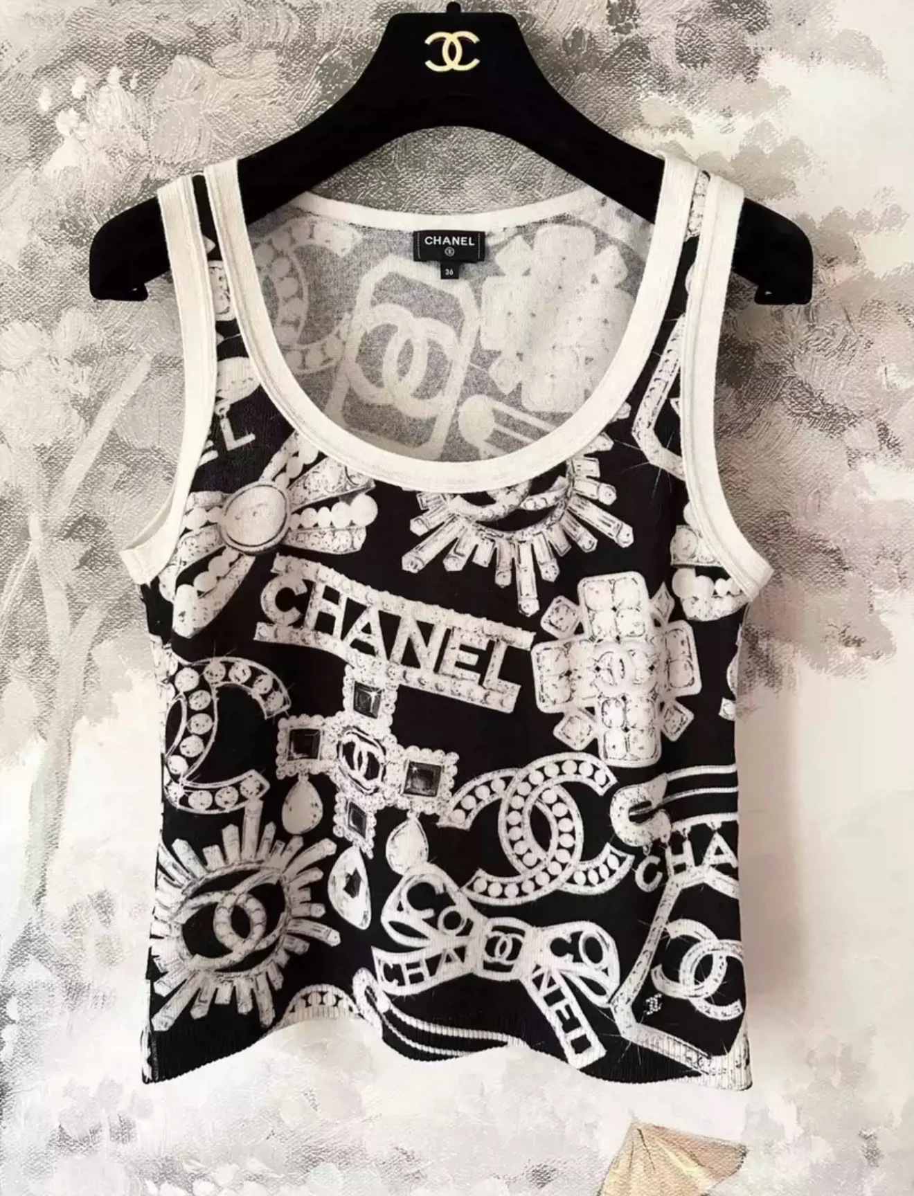 Chanel 23N Black & White Cashmere Top