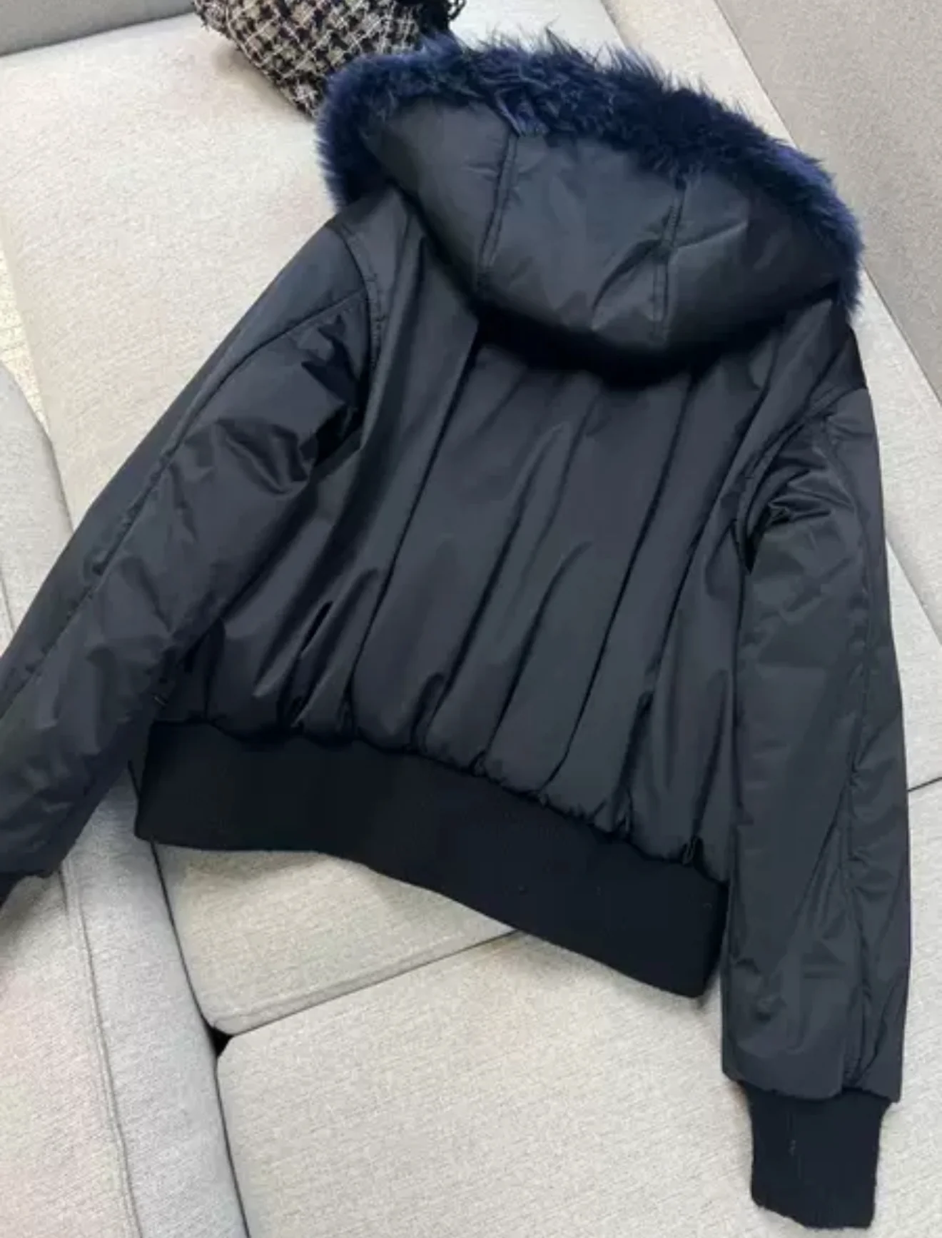 Chanel 23N blue fur down jacket size 40 - Image 5