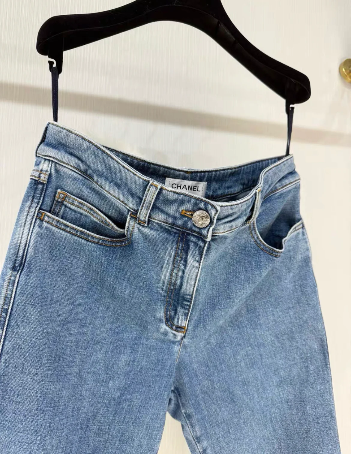 Chanel 23N Double C Fur Jeans Size 40 - Image 4