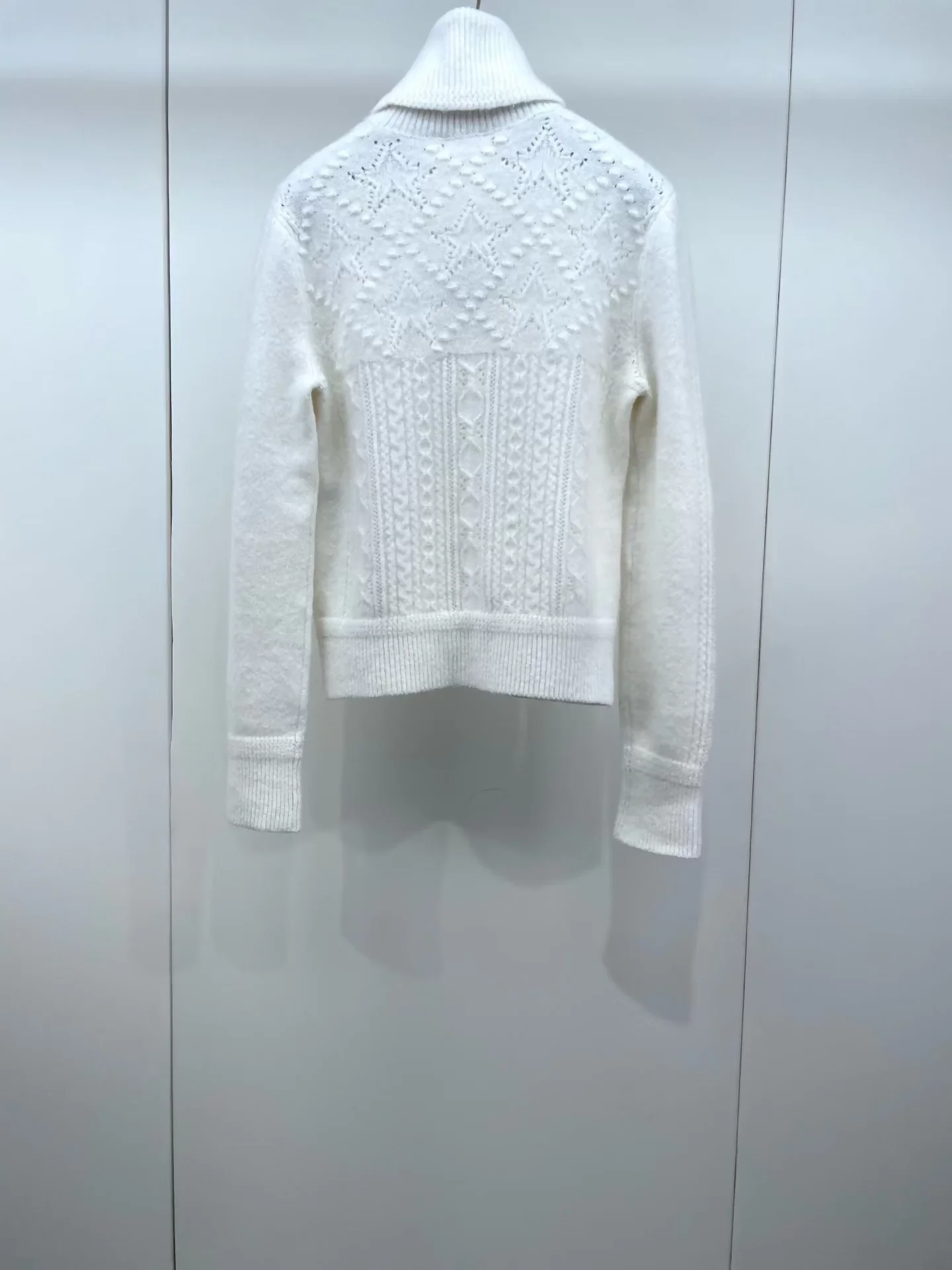 Chanel 23N Ski Collection Knitted Turtleneck Cashmere Sweater - Image 2