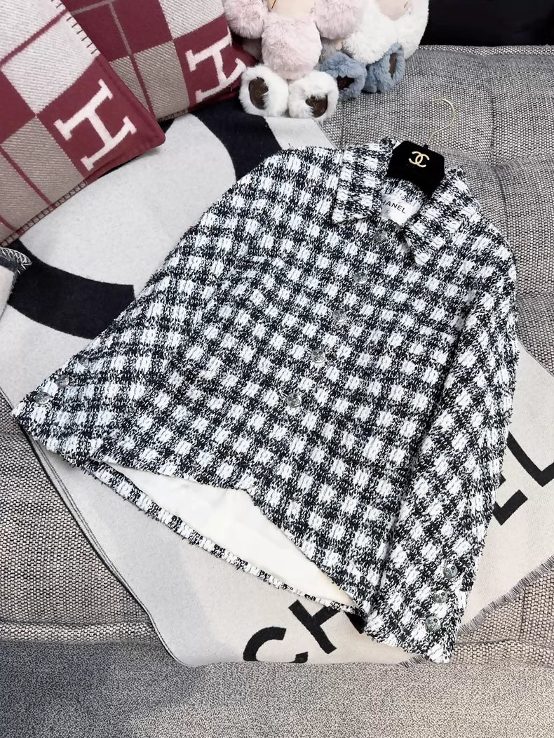 Chanel 23P black, white and blue checkered woven jacket - Image 2