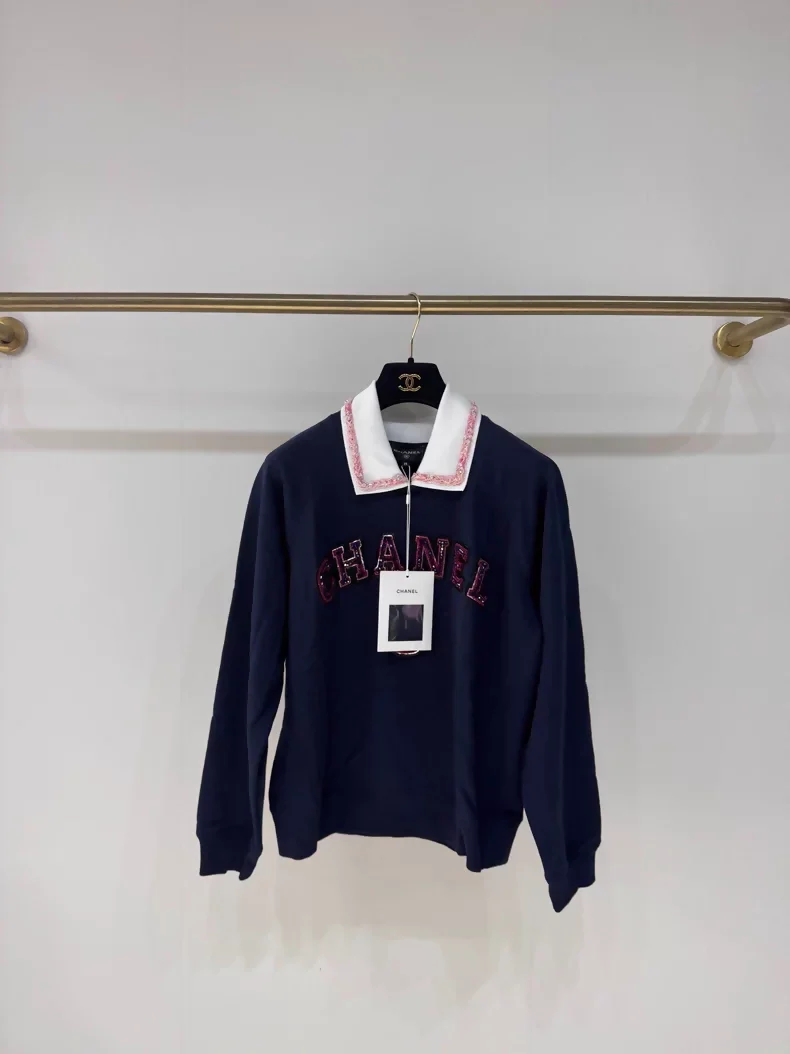 Chanel 23P black sequined N 5 collar sweatshirt