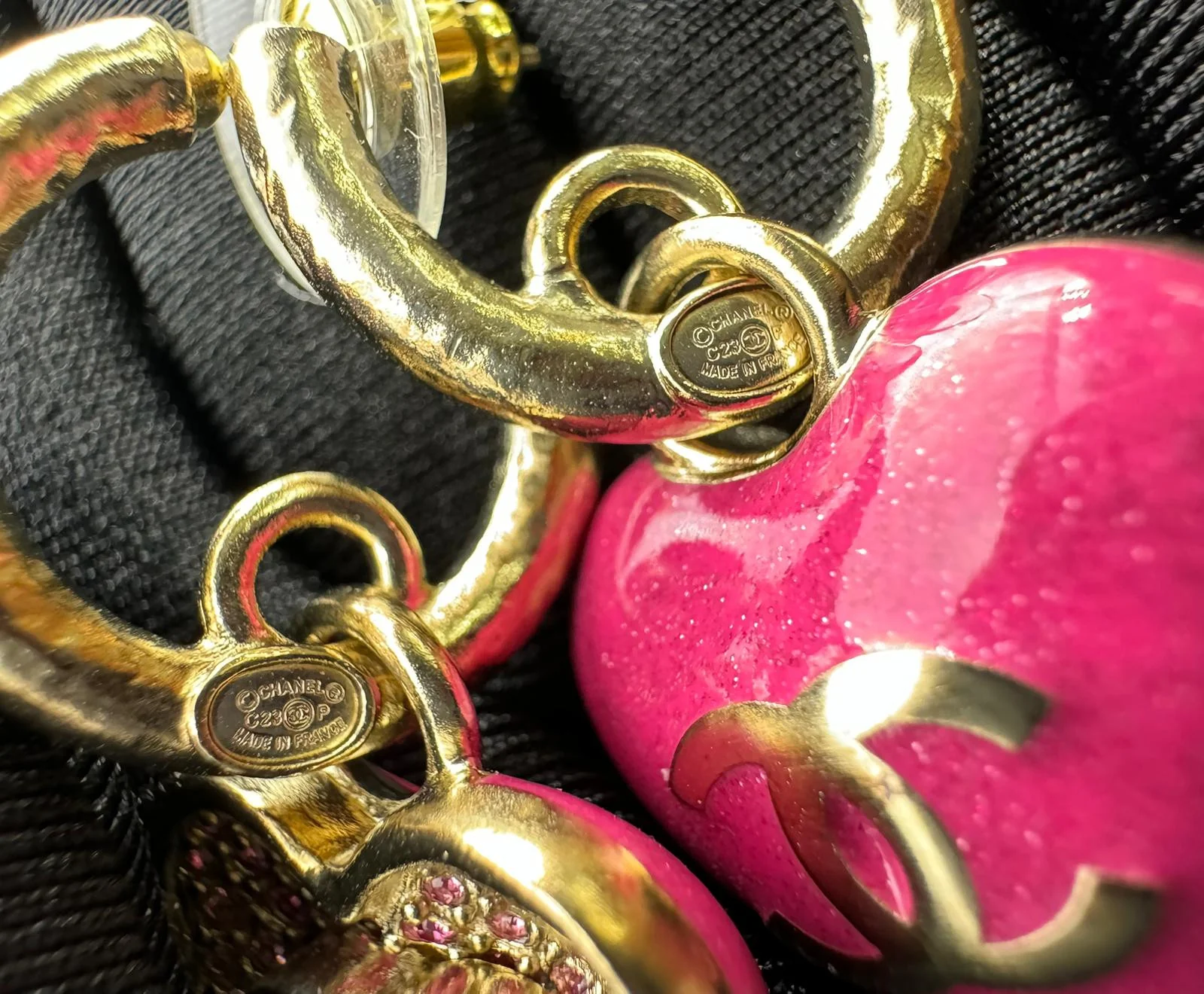 Chanel 23P Rhinestone Peach Pink Double-Sided Love Pendant Earrings - Image 13