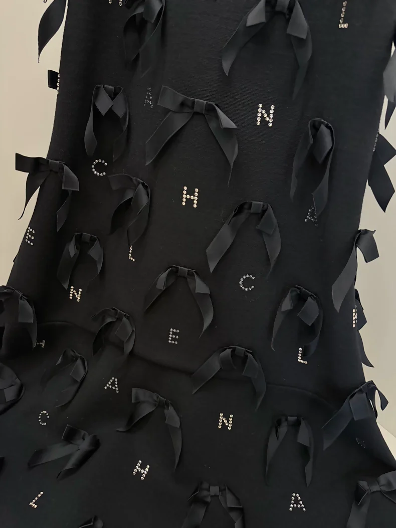 Chanel 23s Black Bow Rhinestone Dress - Image 3