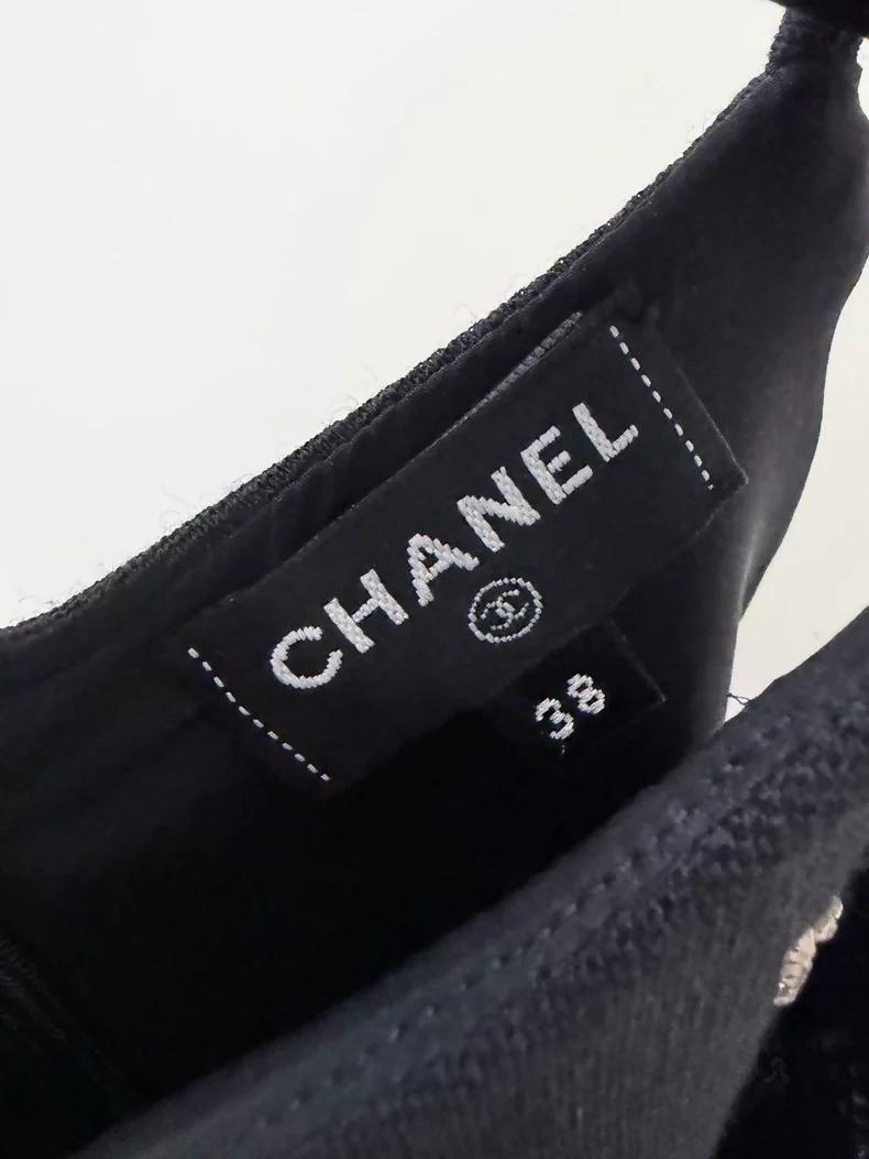 Chanel 23s Black Bow Rhinestone Dress - Image 6