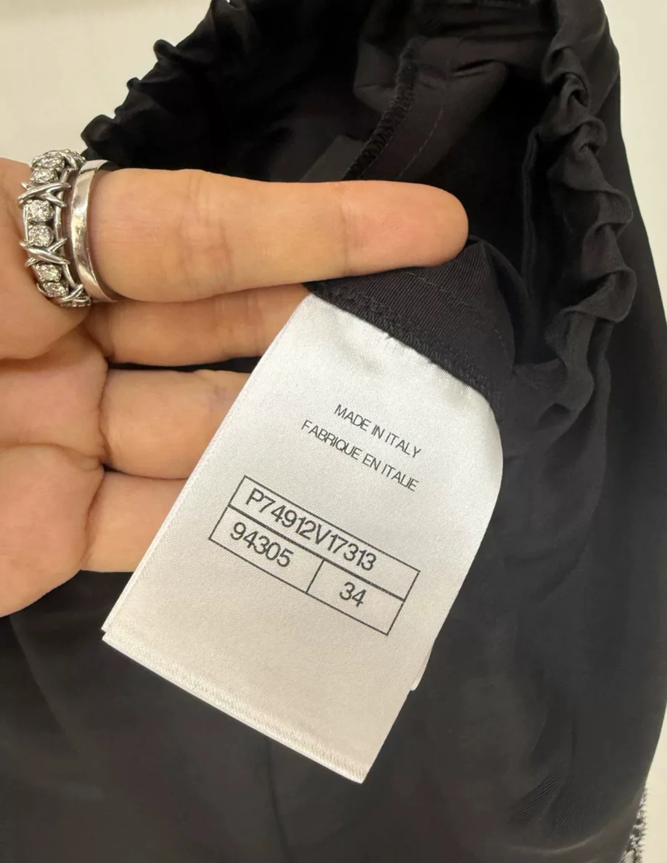 Chanel 23S black lace short - Image 4