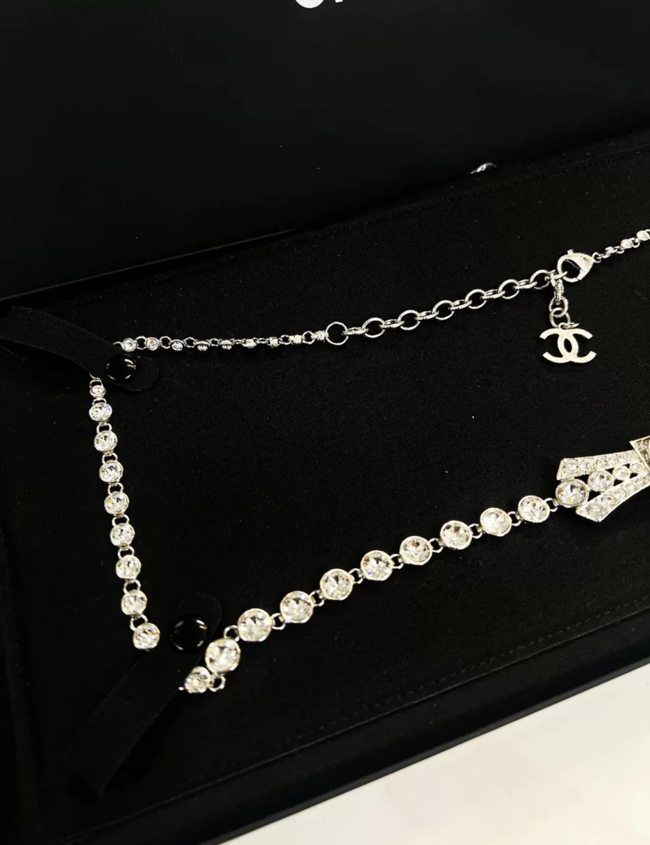 Chanel 23S bow diamond pearl double C waist chain - Image 2