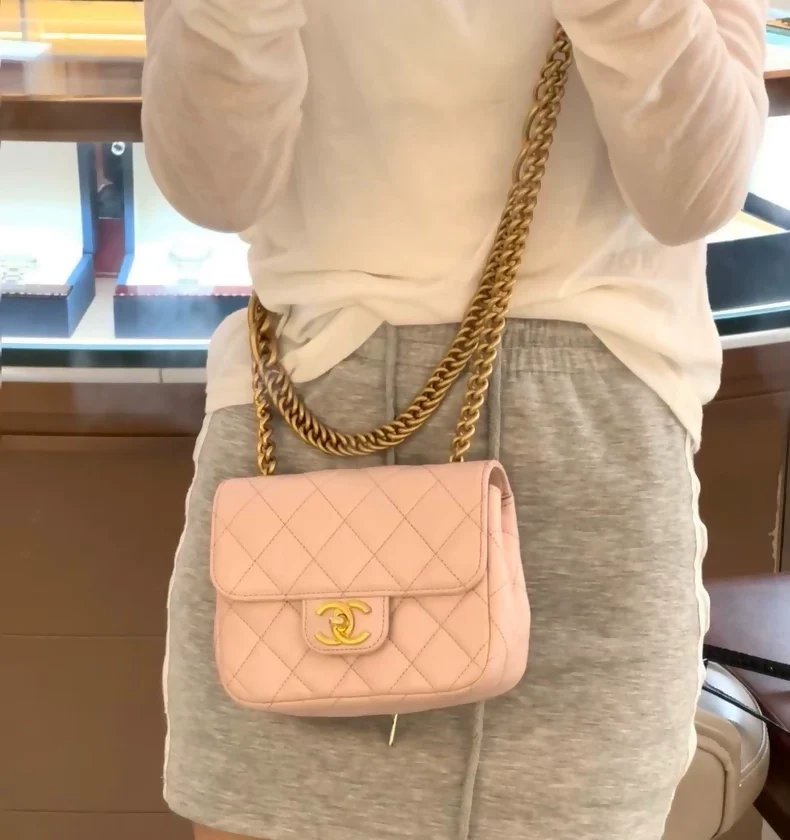 Chanel 23s double chain pink gold quilted leather gold hardware shoulder bag - Image 2