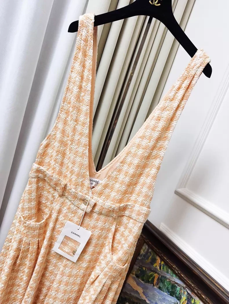 Chanel 23S Orange Houndstooth tweed Jumpsuit - Image 3